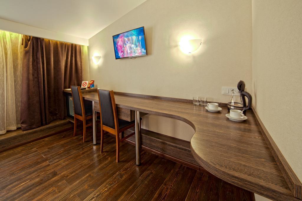 Apart Hotel Kvartira 1 Odessa Ngoại thất bức ảnh